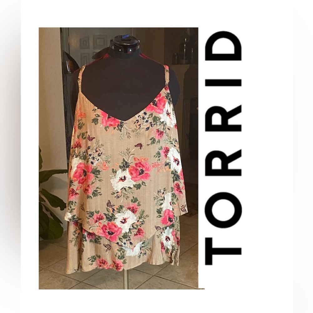 Torrid 5x Tan Floral Handkerchief Cami Torrid 5x Tan Floral Handkerchief Cami